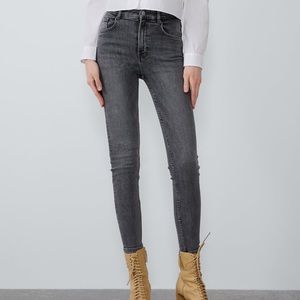Zara Vintage Hi-Rise Skinny Jean